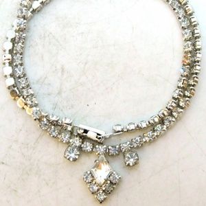 Leo Glass Rhinestone Necklace B